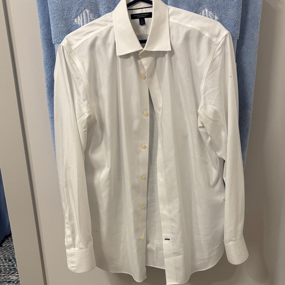 Banana Republic Classic White Dress Shirt